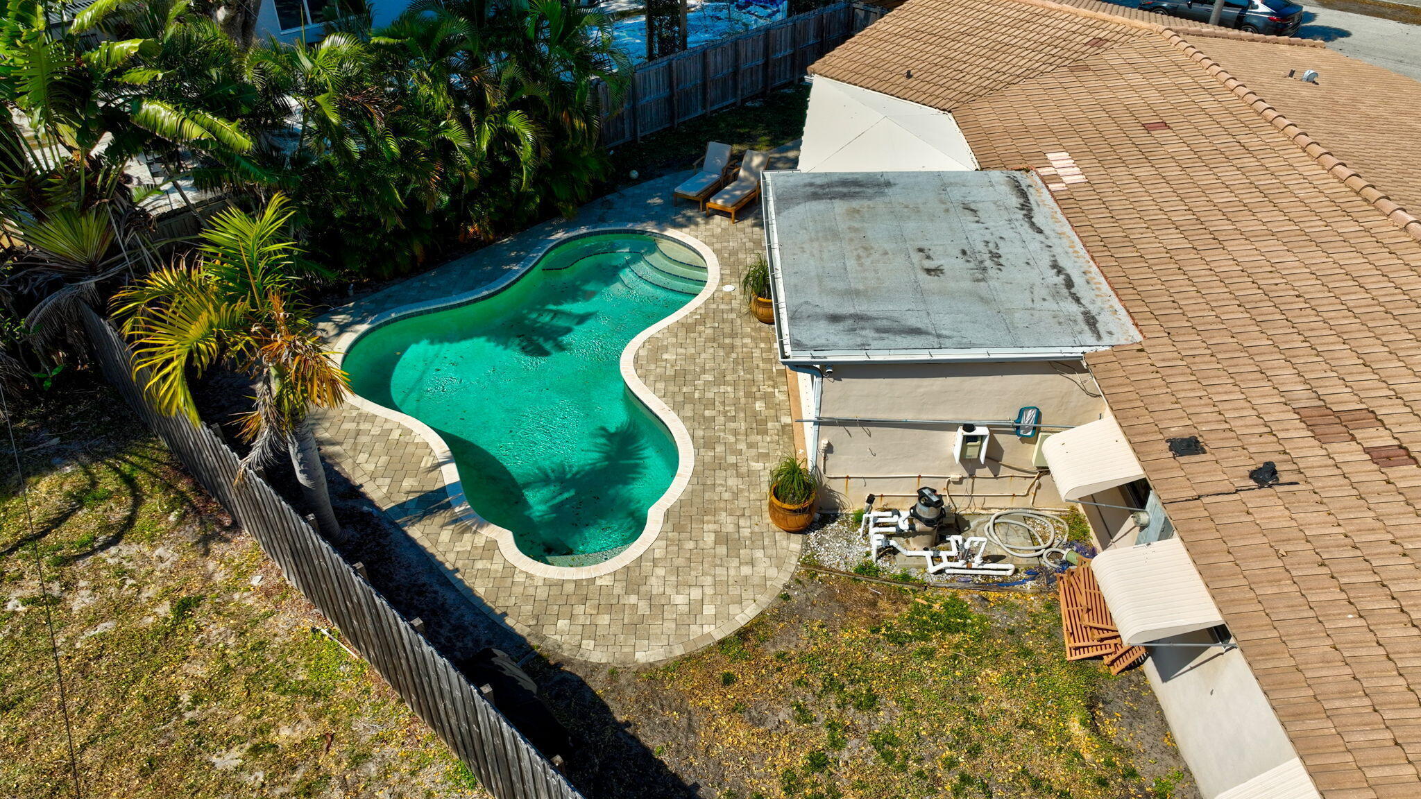 CORAL MANOR THIRD ADD - Residential