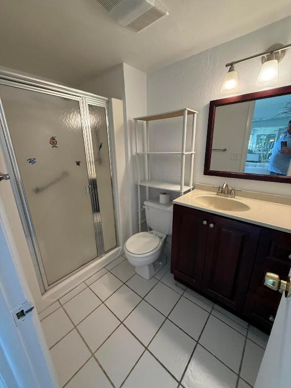 GOLDEN LAKES VILLAGE - Residential