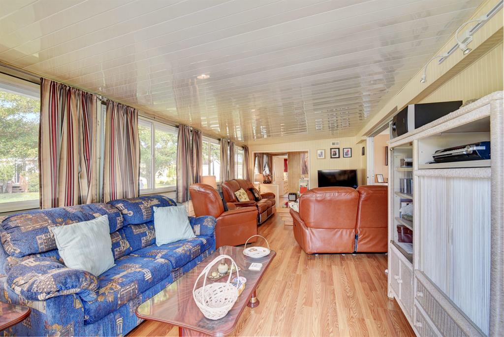 COLONIAL ESTATES INC MOBILE HOME PARK CO-OP 12375 - Residential