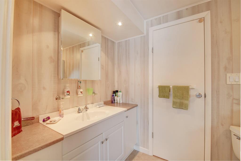 COLONIAL ESTATES INC MOBILE HOME PARK CO-OP 12375 - Residential