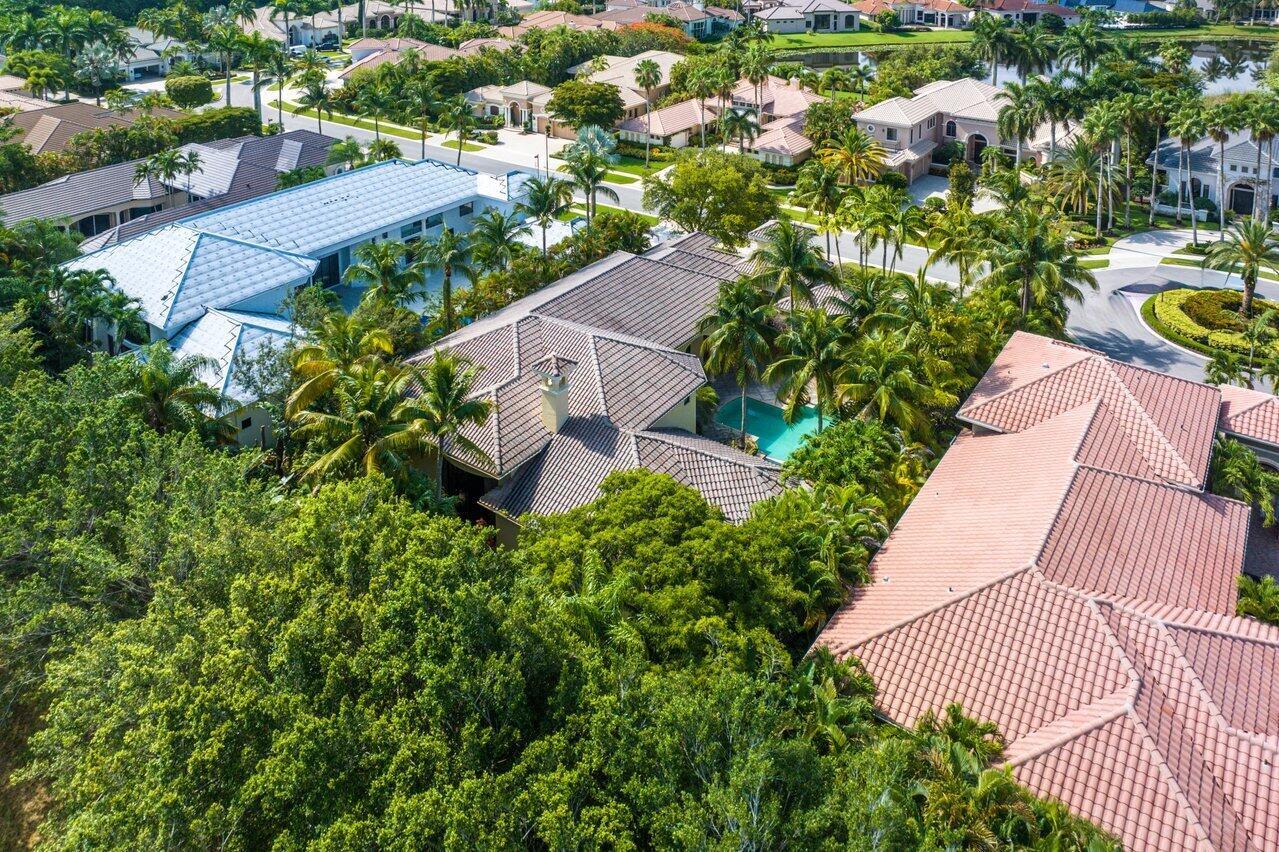 VINTAGE OAKS - Residential