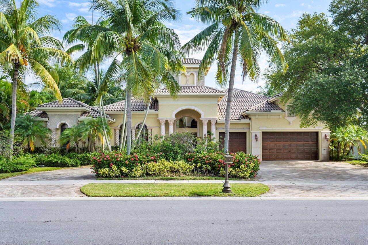 VINTAGE OAKS - Residential