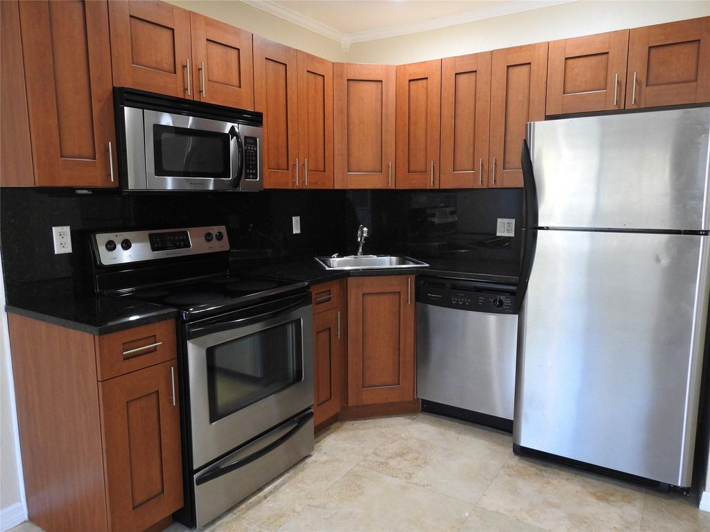 Photo of 1872 NE 46th Street #D12, Fort Lauderdale, FL 33308 (MLS # F10550691)