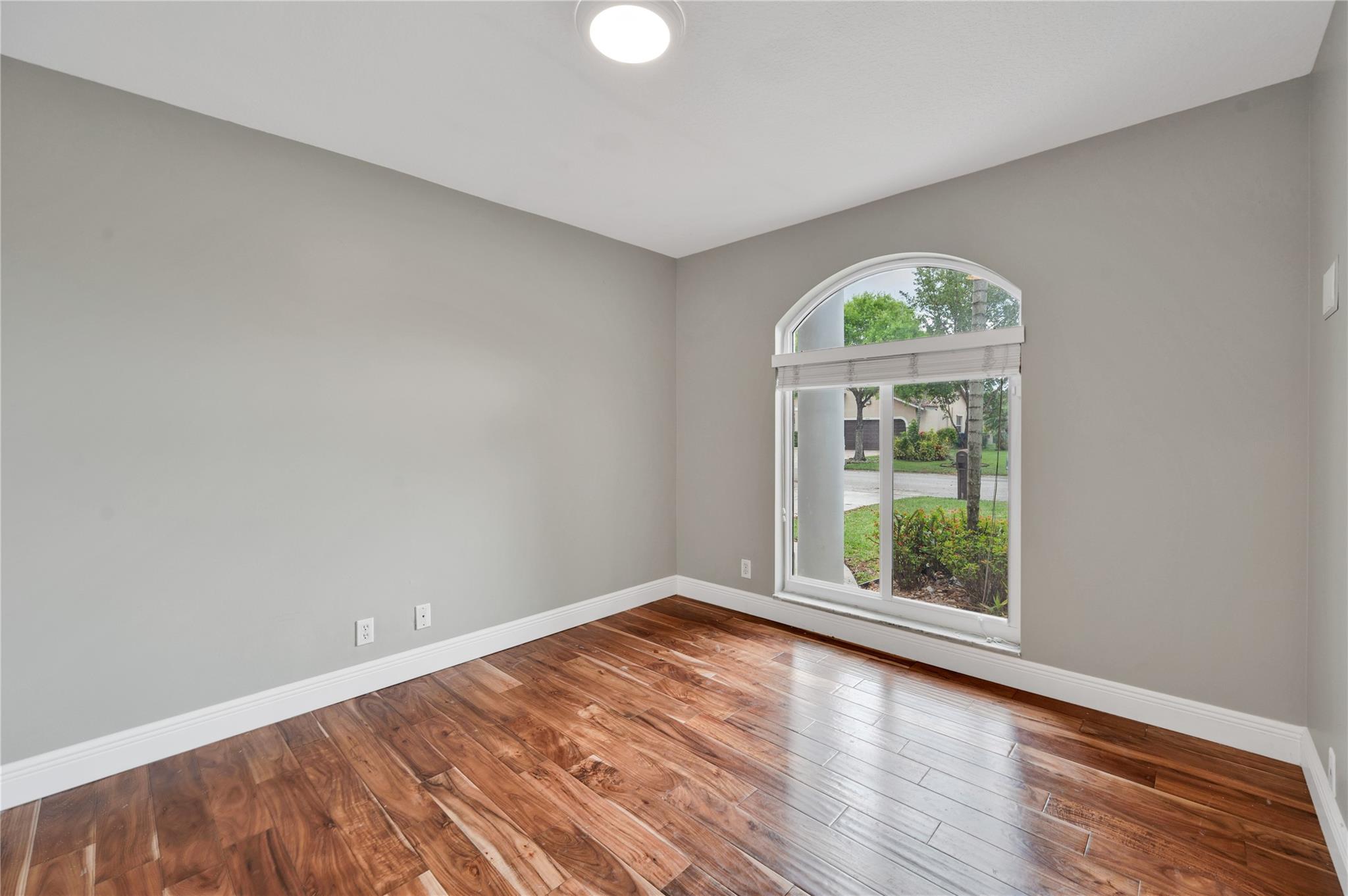 ROYAL LAND AMENDED - Residential Lease