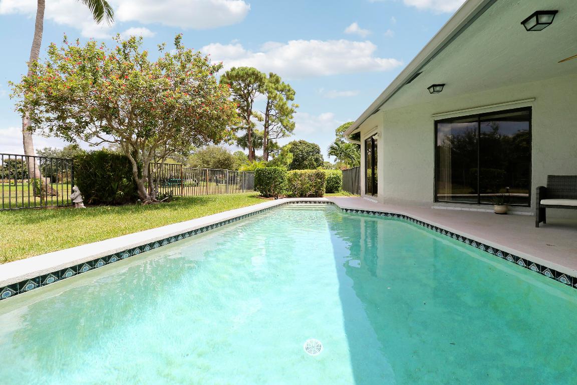 21777 Beachnut Drive