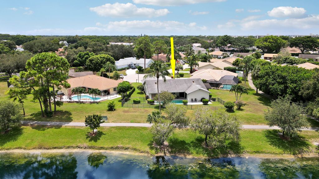 Photo of 21777 Beachnut Drive, Boca Raton, FL 33433 (MLS # R11115545)