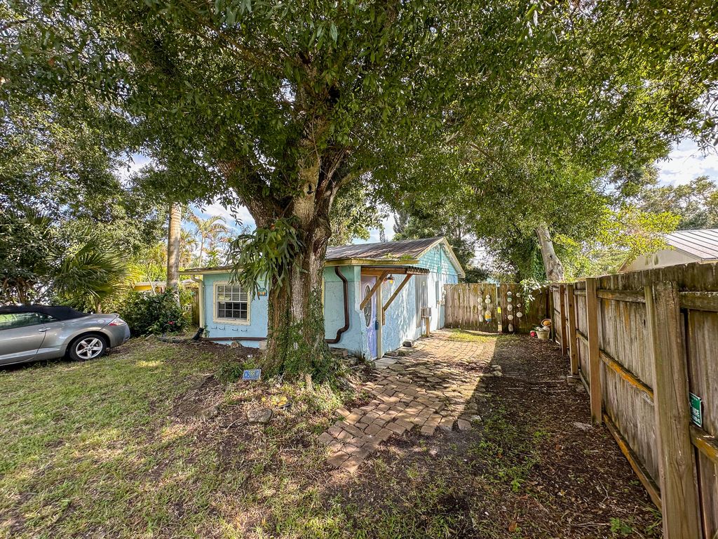 Photo of 988 SW 34th Terrace, Palm City, FL 34990 (MLS # R11022406)