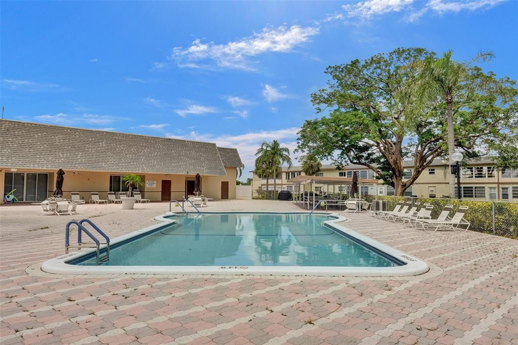 550 NW 77th Avenue 206