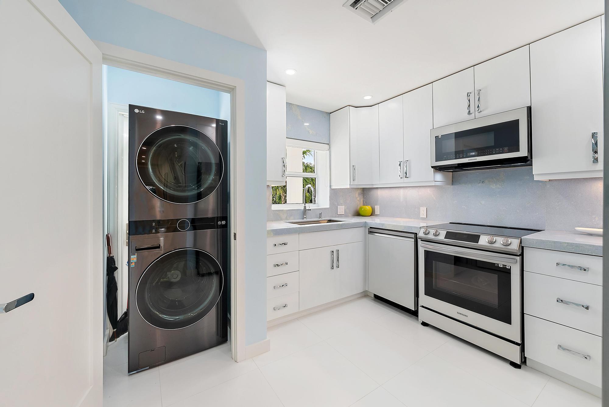 THREE HUNDRED OCEAN BLVD - Residential