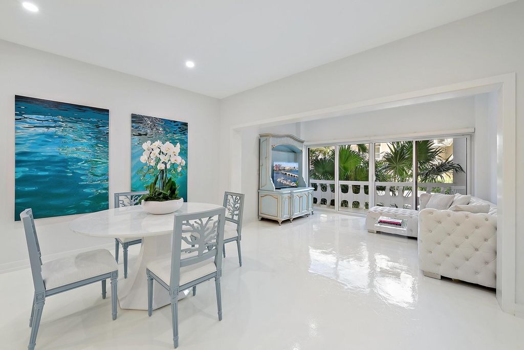 Photo of 300 S Ocean Boulevard #2e, Palm Beach, FL 33480 (MLS # R11133679)