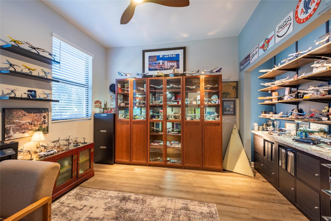 Whispering Oaks 183-173 B - Residential