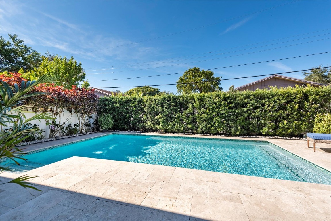 Whispering Oaks 183-173 B - Residential