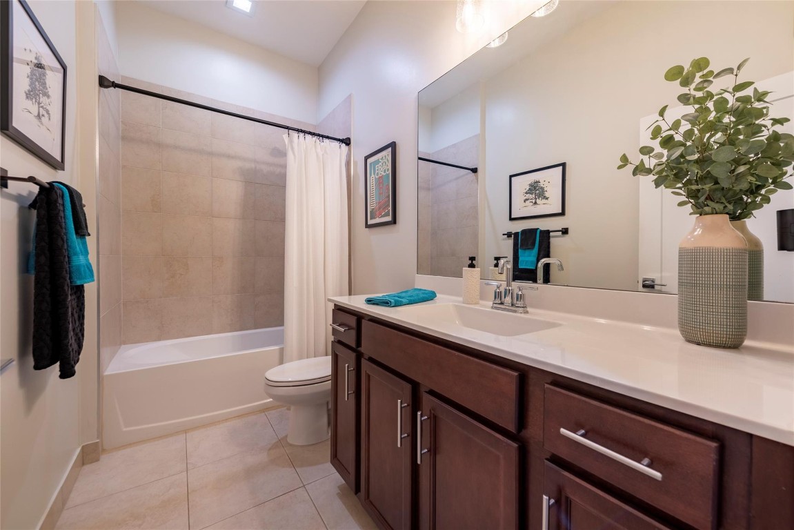 Whispering Oaks 183-173 B - Residential