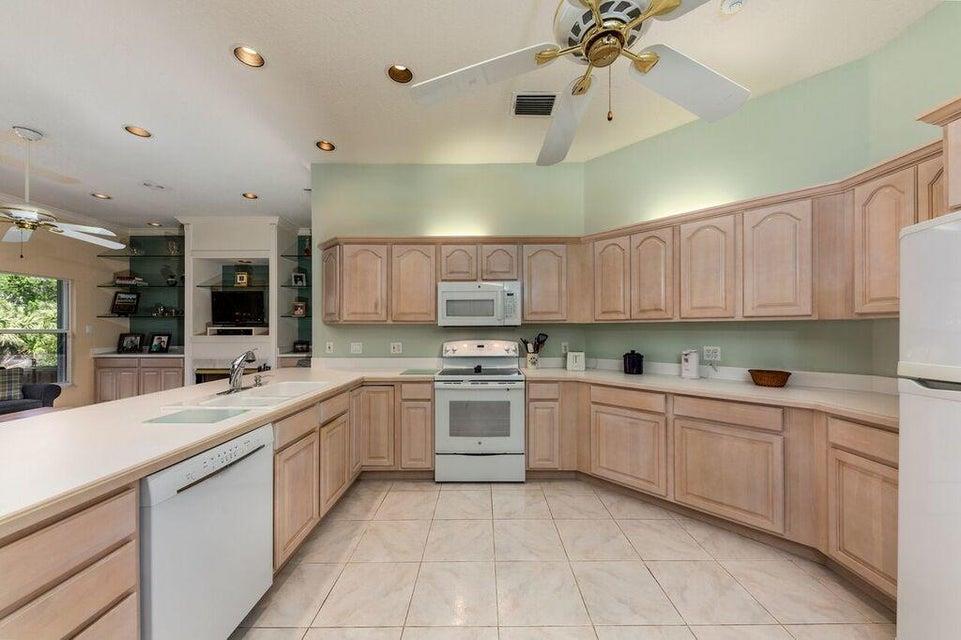 LOST LAKE @ HOBE SOUND P.U.D. - Residential