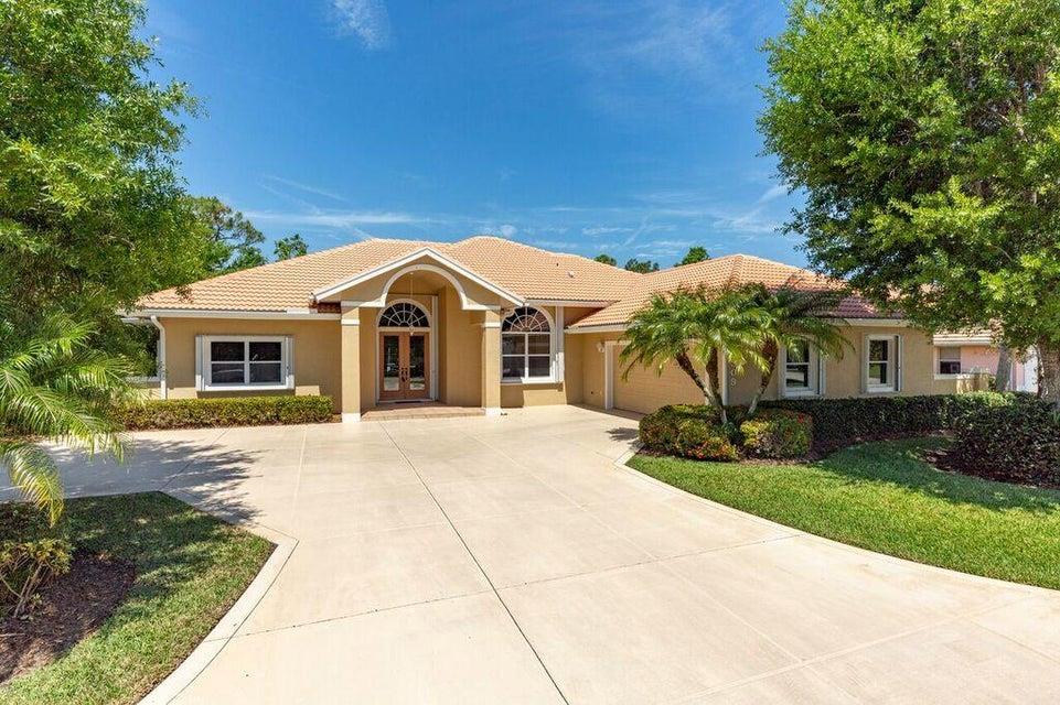 LOST LAKE @ HOBE SOUND P.U.D. - Residential