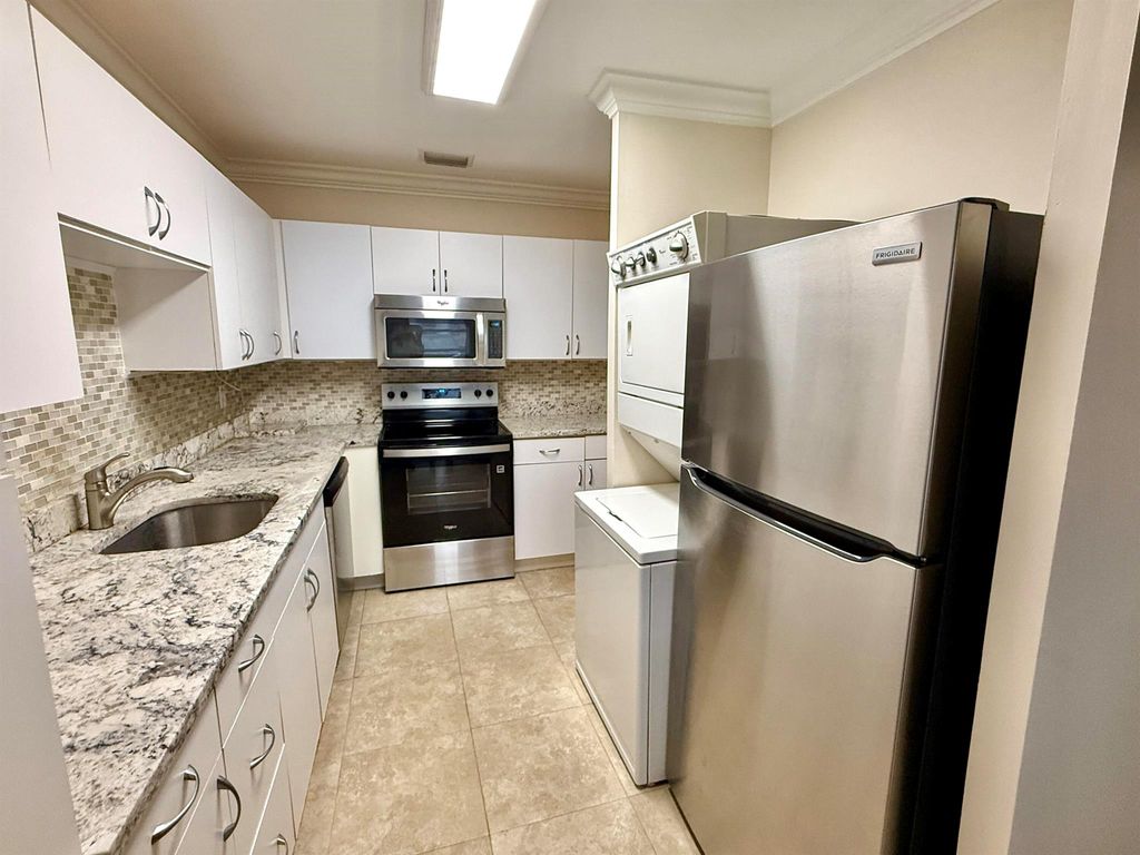 Photo of 20920 Sedgewick Dr, Boca Raton, FL 33433 (MLS # R11091345)