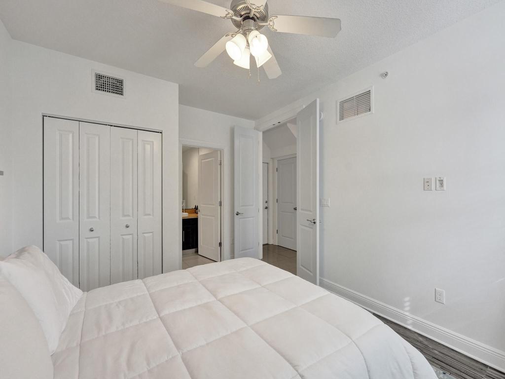 PENINSULA ON THE INTRACOASTAL CONDO - Residential