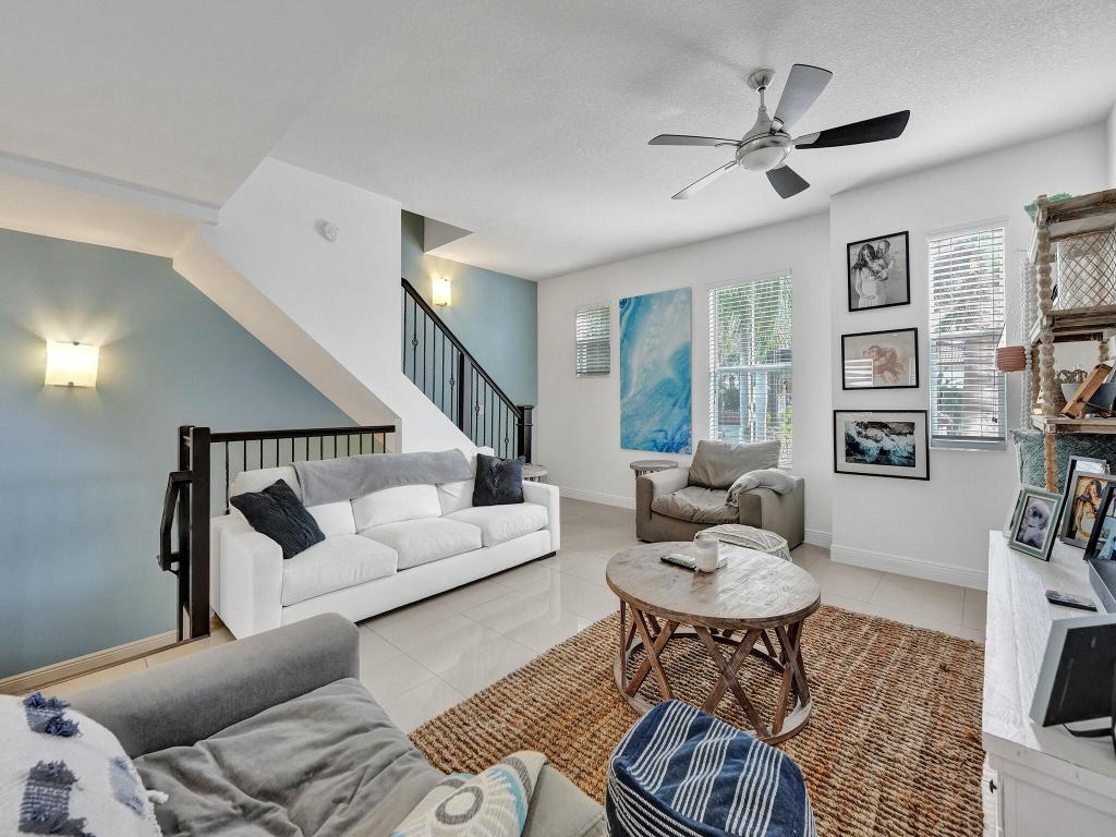 PENINSULA ON THE INTRACOASTAL CONDO - Residential