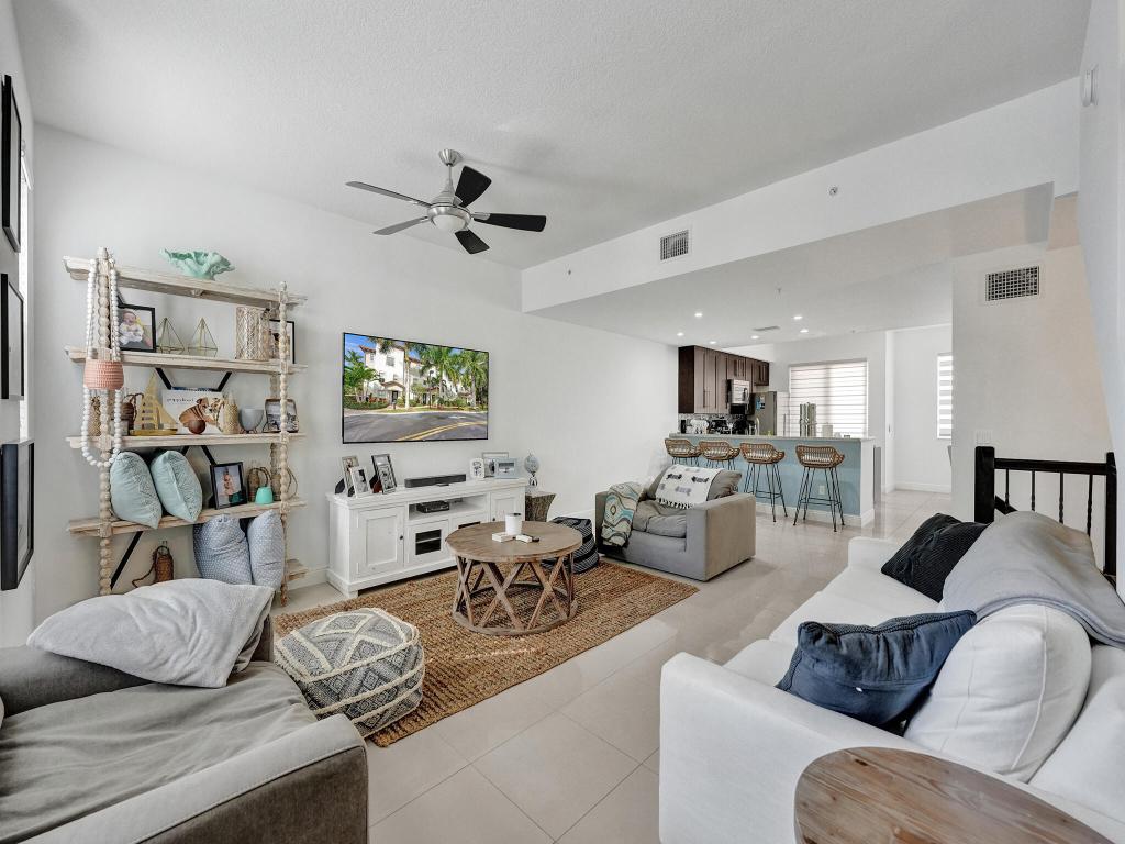 PENINSULA ON THE INTRACOASTAL CONDO - Residential