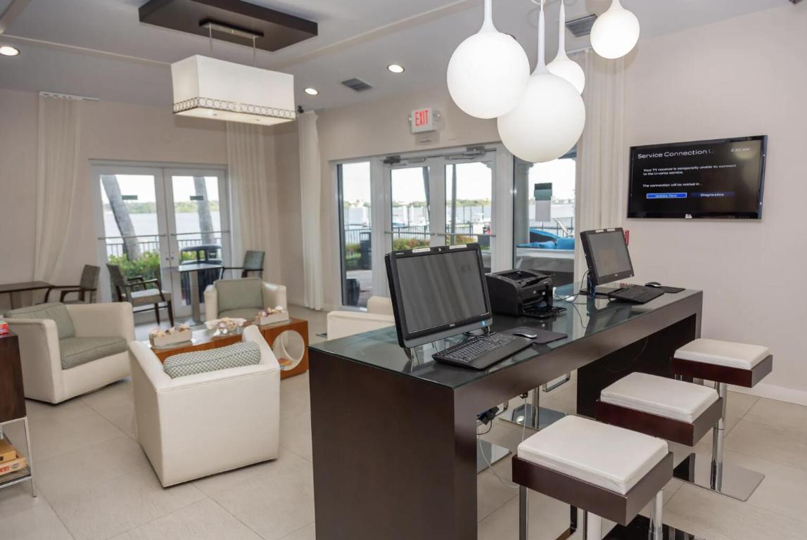 PENINSULA ON THE INTRACOASTAL CONDO - Residential