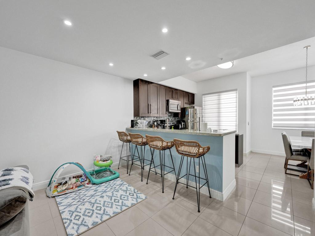 PENINSULA ON THE INTRACOASTAL CONDO - Residential