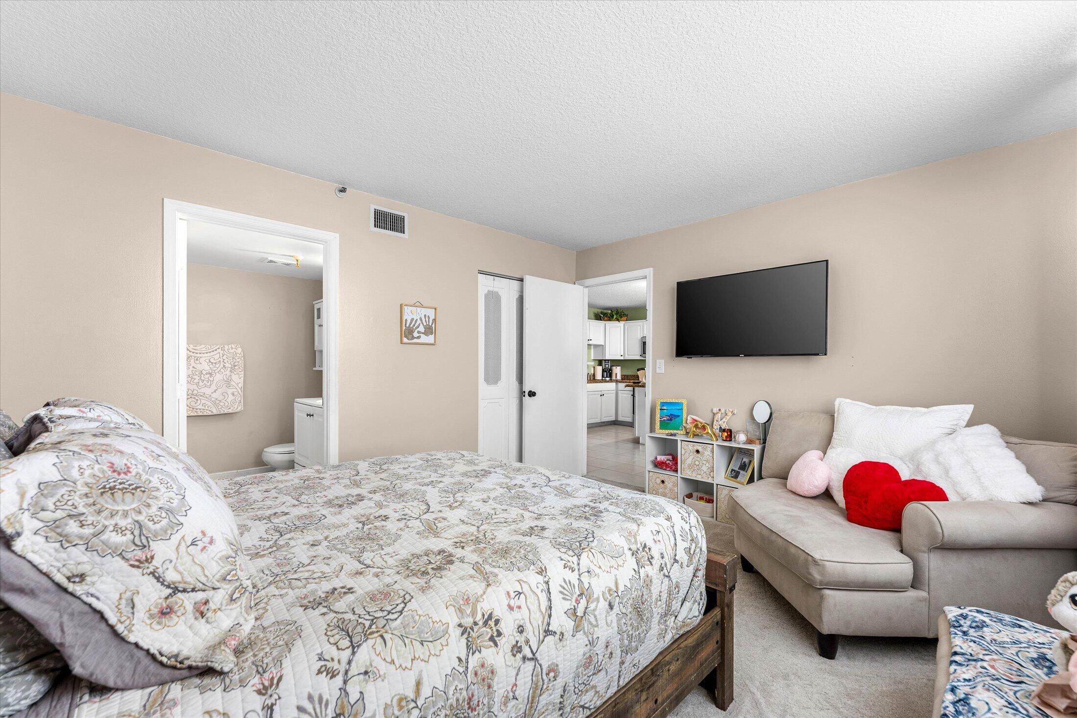 WATERS EDGE TOWERS CONDO - Residential