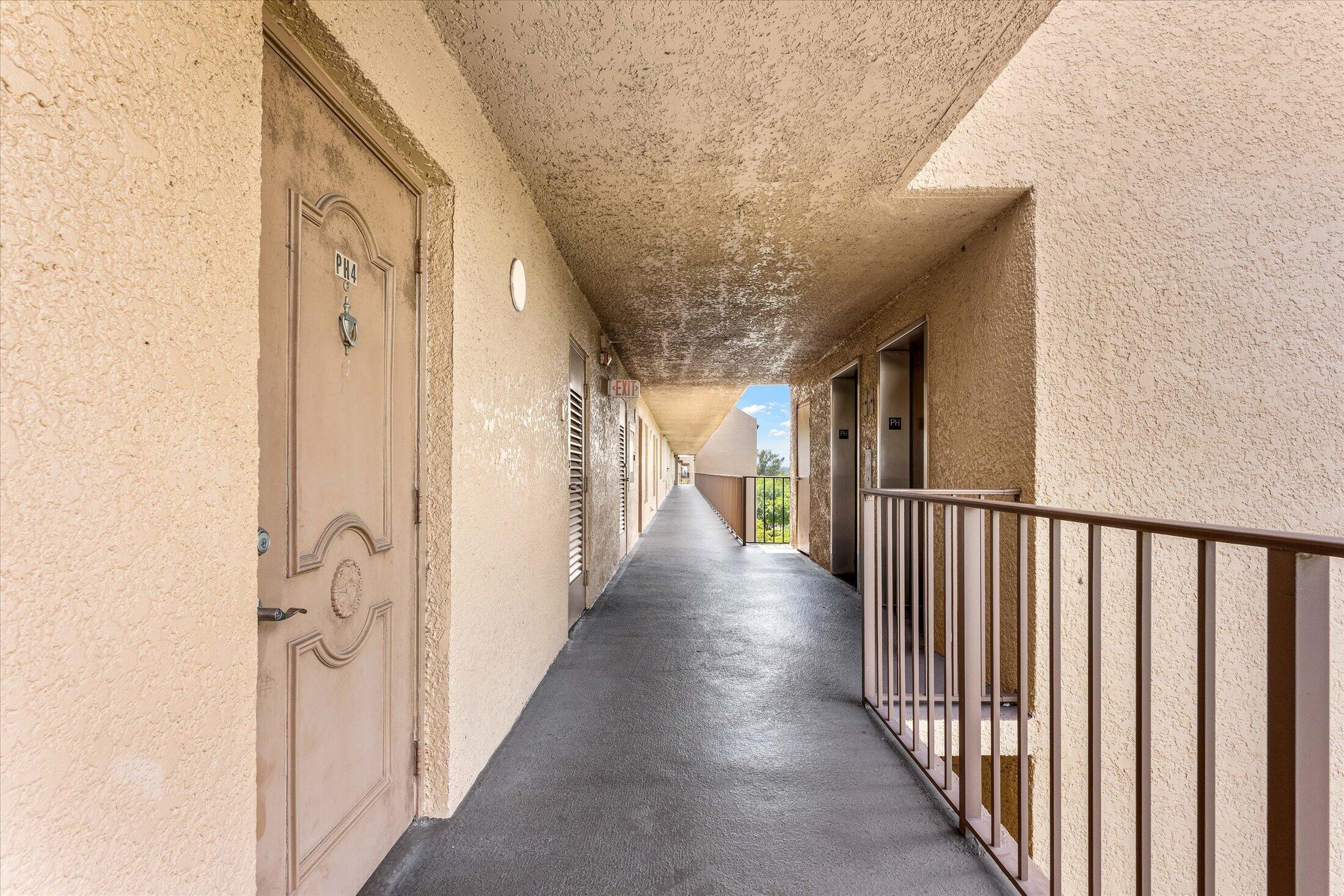 4570 NW 18th Avenue 704