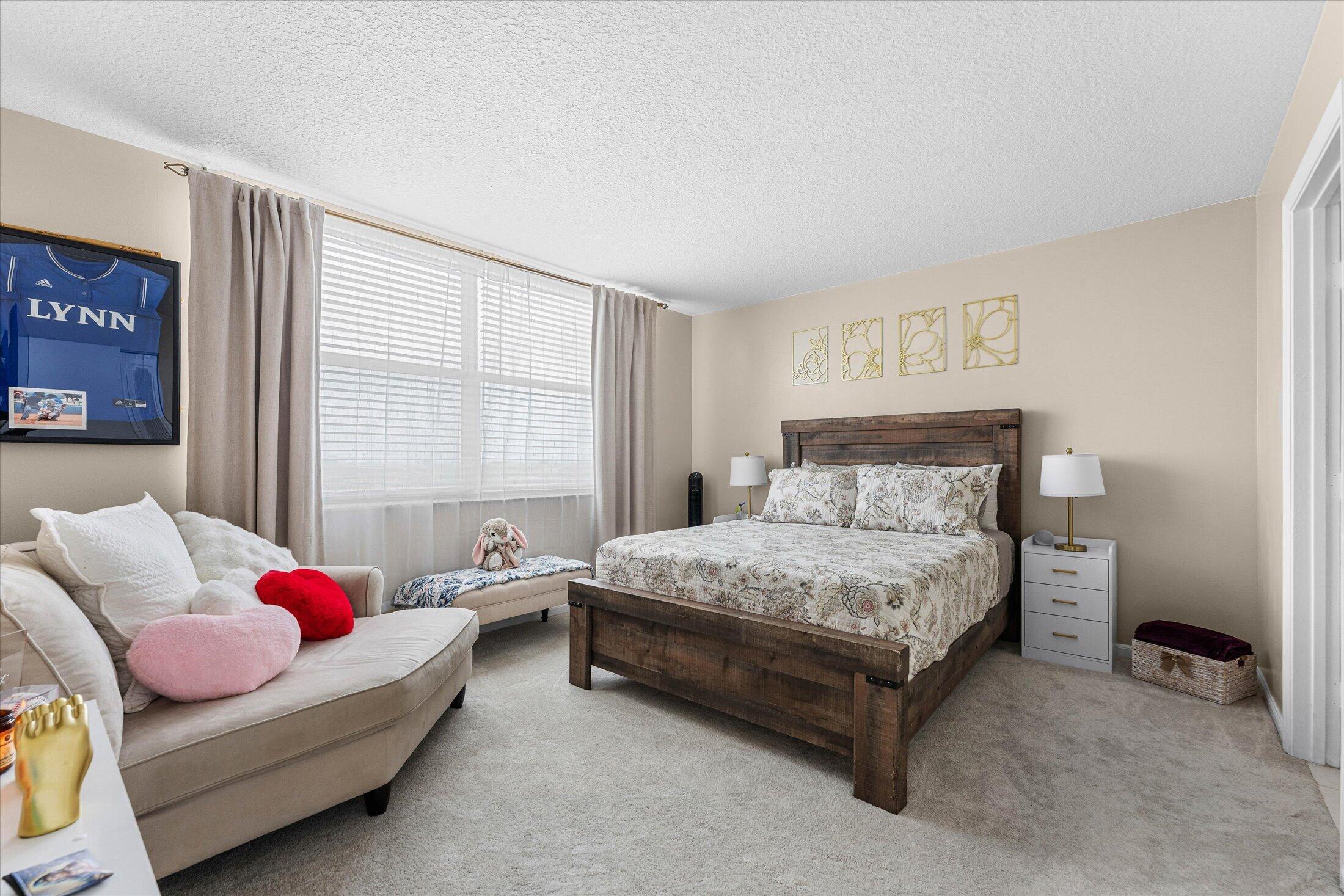 WATERS EDGE TOWERS CONDO - Residential