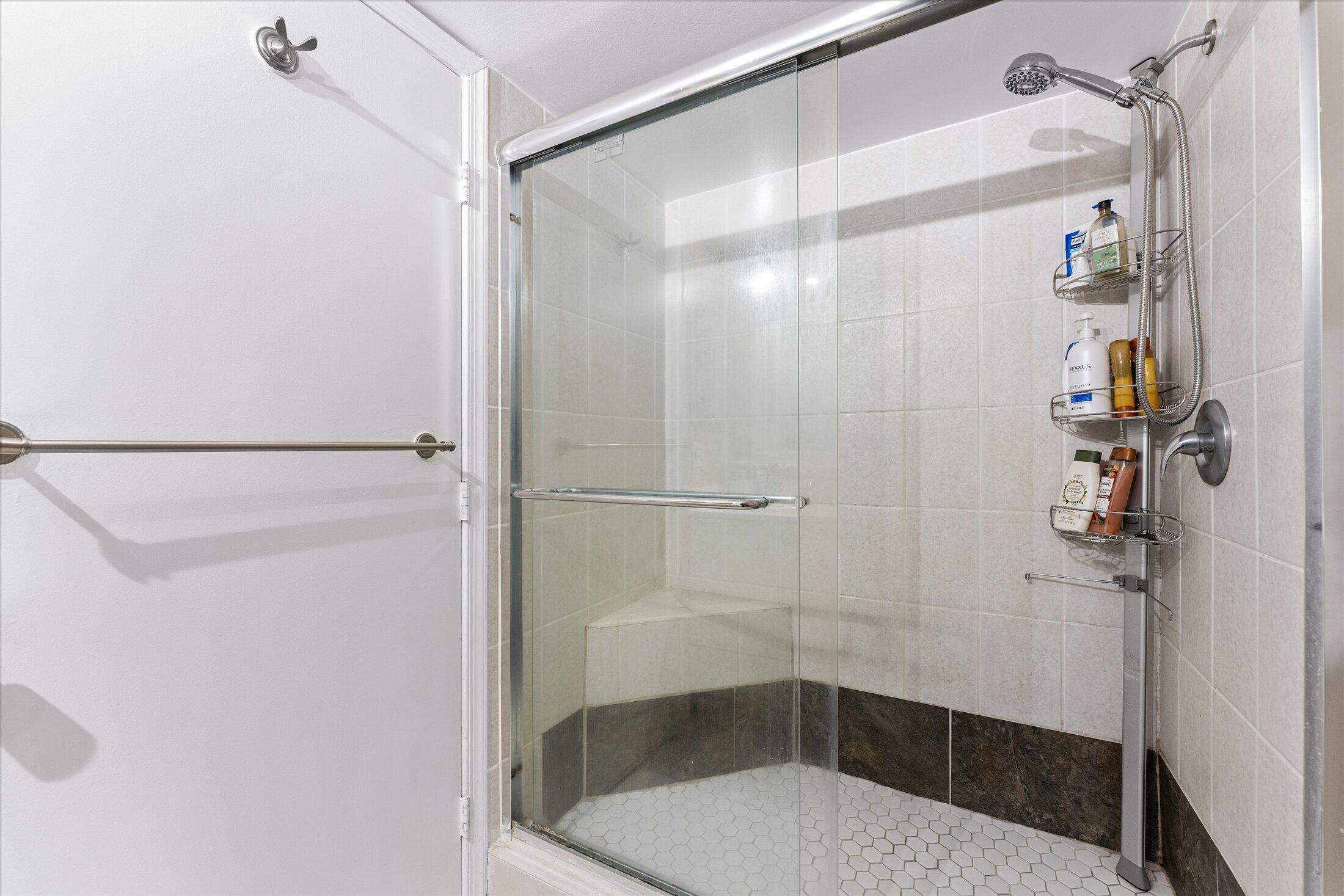 WATERS EDGE TOWERS CONDO - Residential