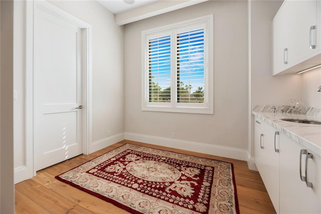 Barcelona Isle 27-10 B - Residential