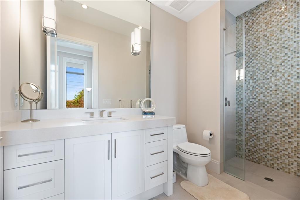 Barcelona Isle 27-10 B - Residential