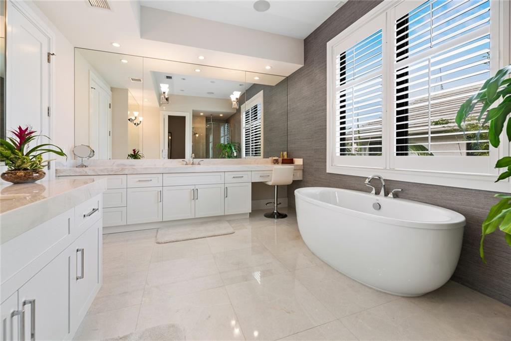 Barcelona Isle 27-10 B - Residential