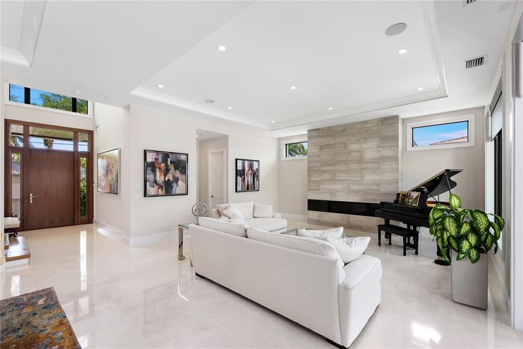 Barcelona Isle 27-10 B - Residential