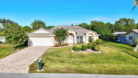 A home in Port St Lucie