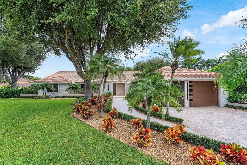 Photo of 8274 Sawpine Road, Delray Beach, FL 33446 (MLS # R11143625)