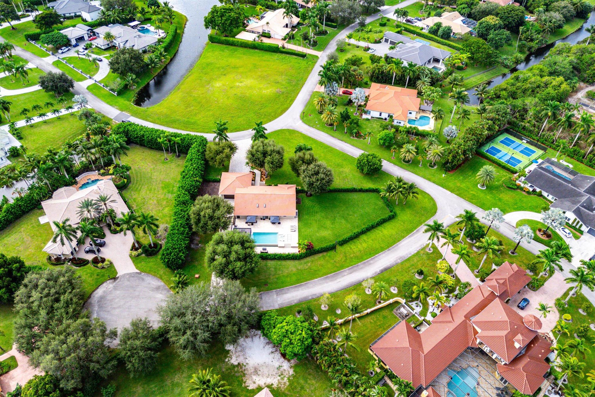DELRAY LAKES EST - Residential