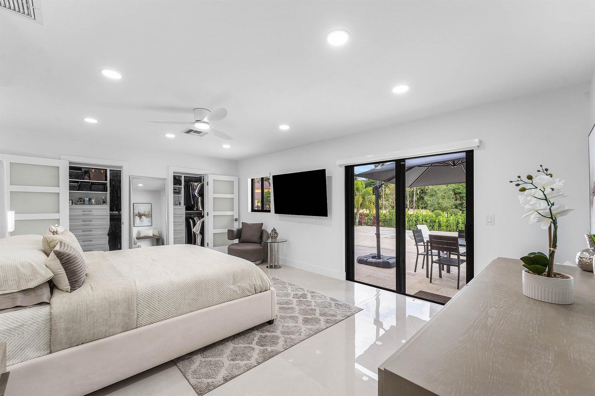 DELRAY LAKES EST - Residential