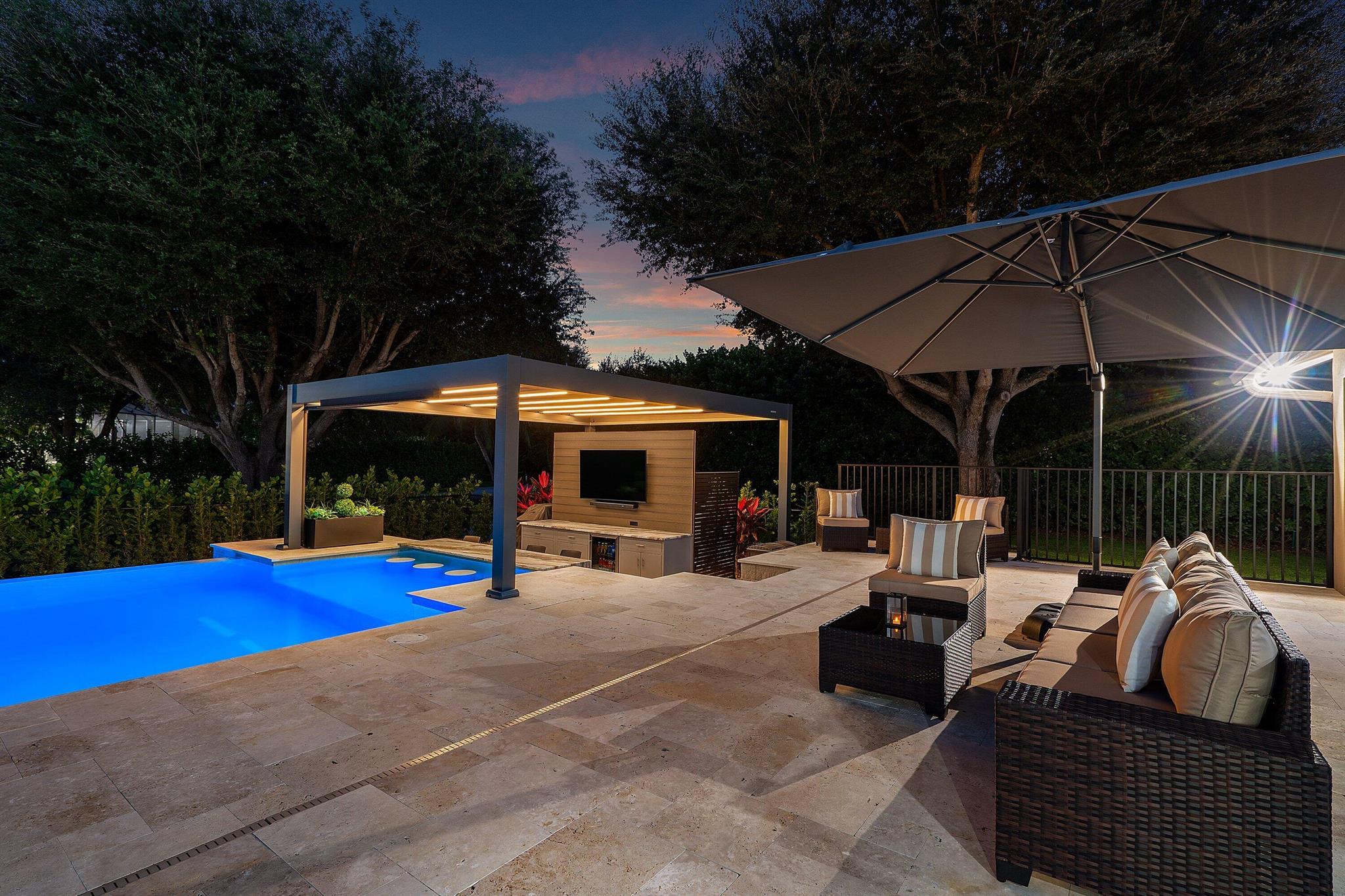 DELRAY LAKES EST - Residential