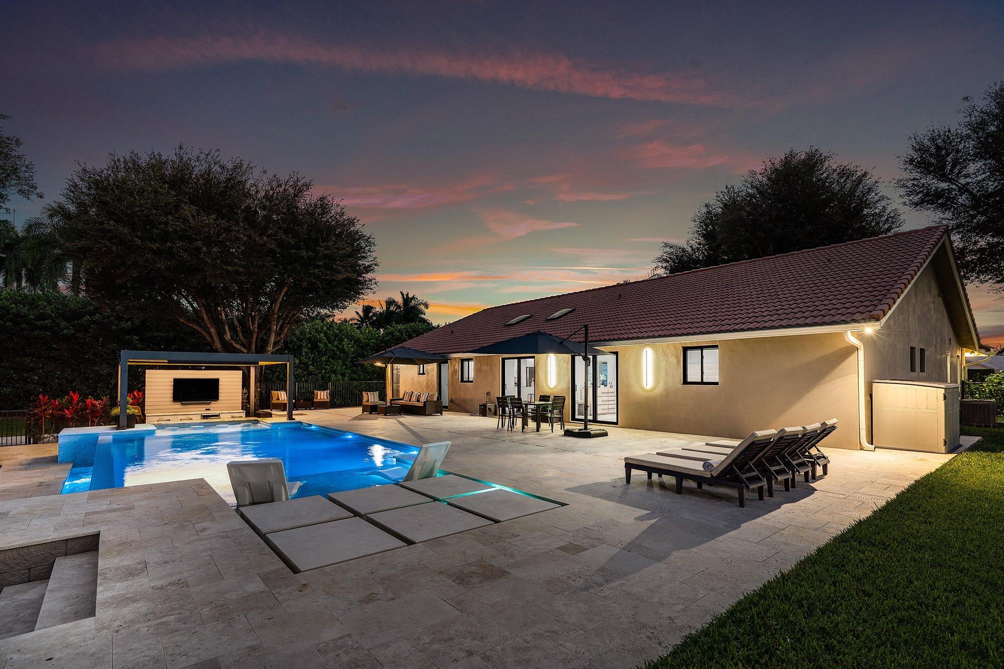 DELRAY LAKES EST - Residential