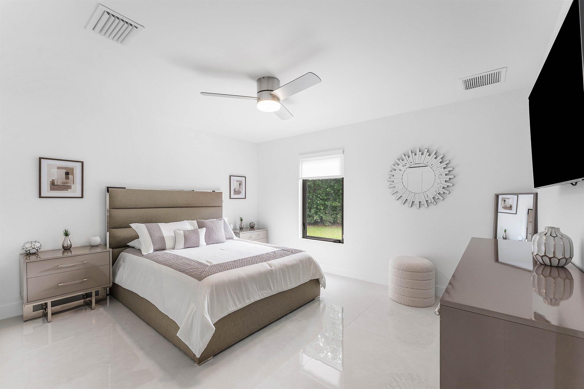 DELRAY LAKES EST - Residential