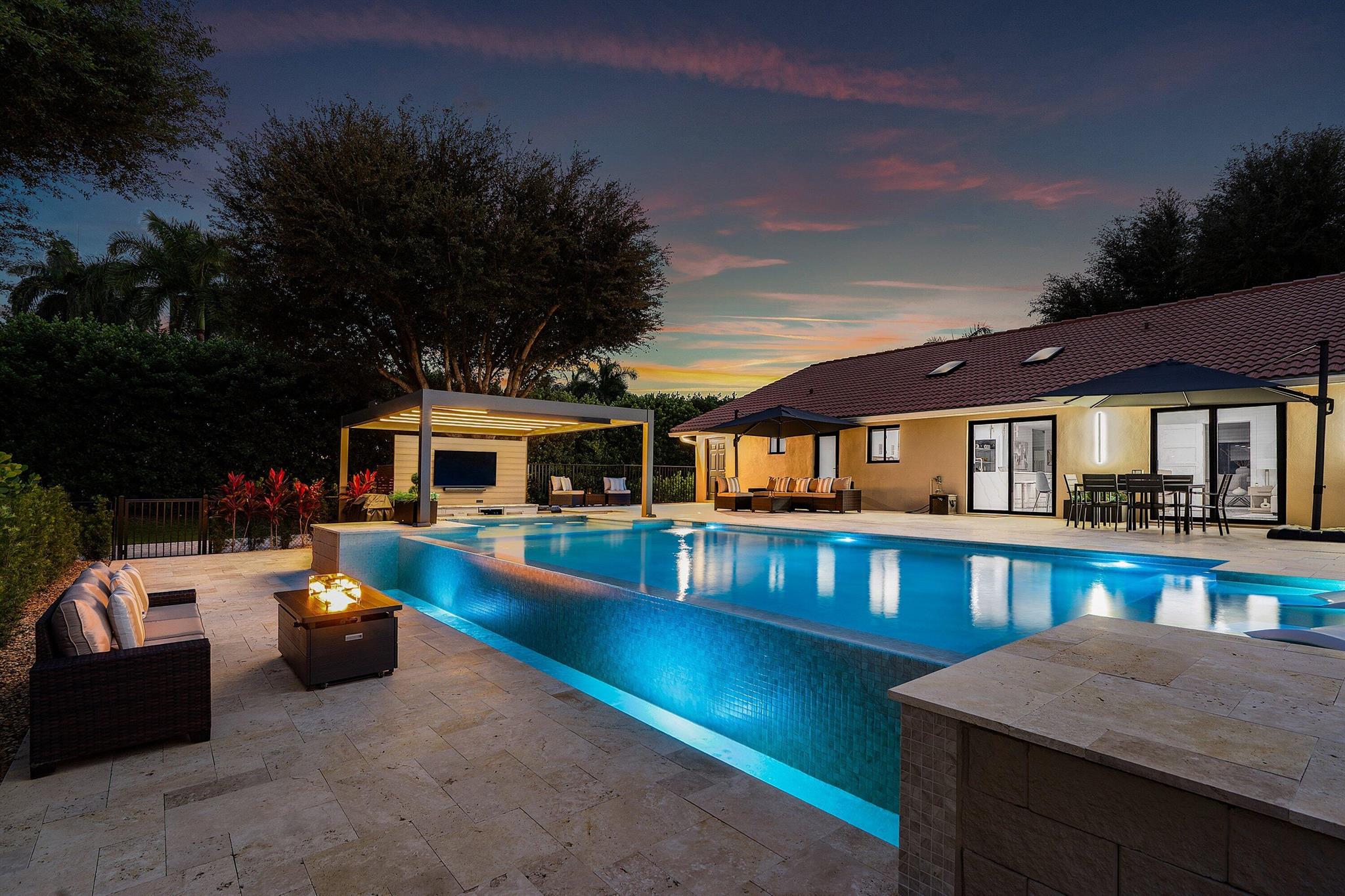 DELRAY LAKES EST - Residential