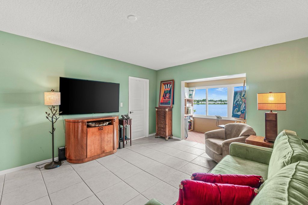 Photo of 1118 Lake Terrace #217 H, Boynton Beach, FL 33426 (MLS # B26020977)