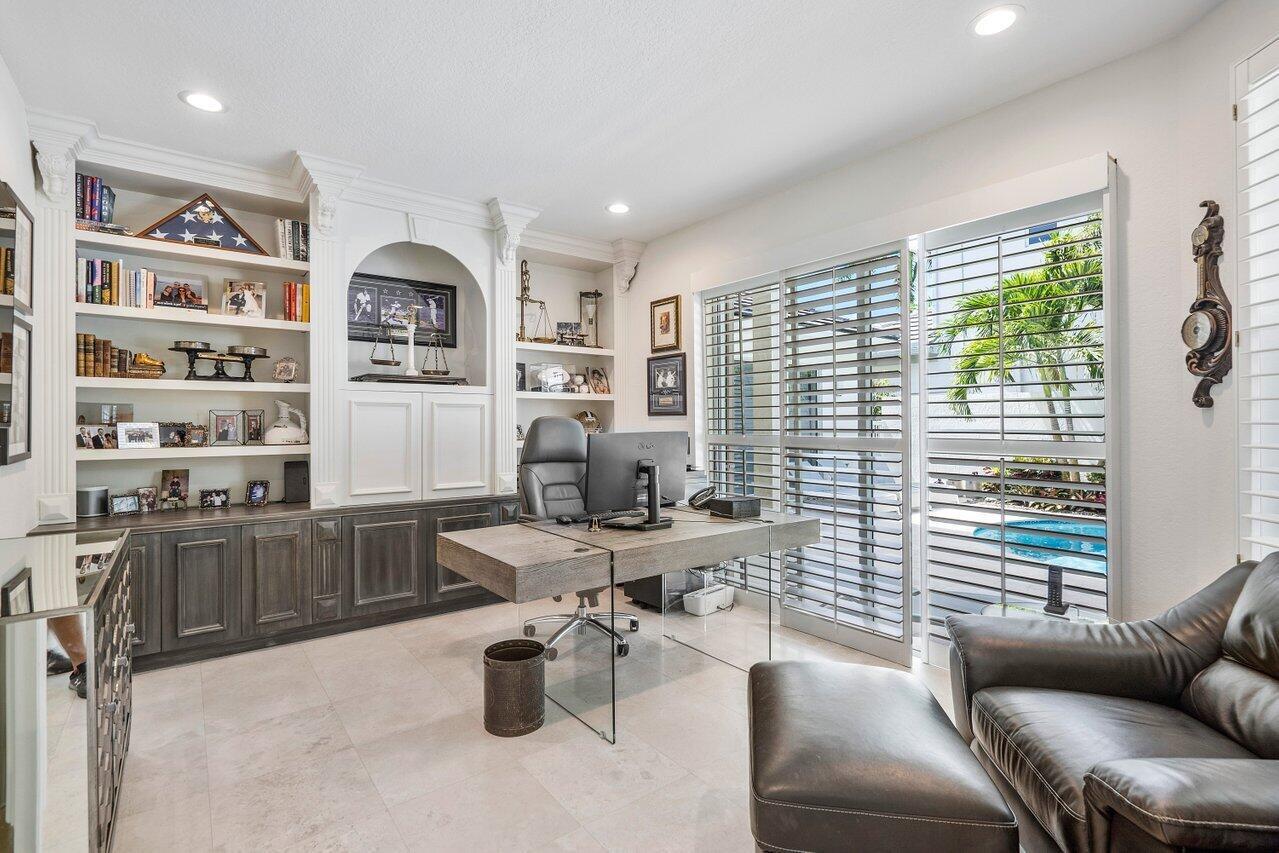 Avalon Pointe - Residential