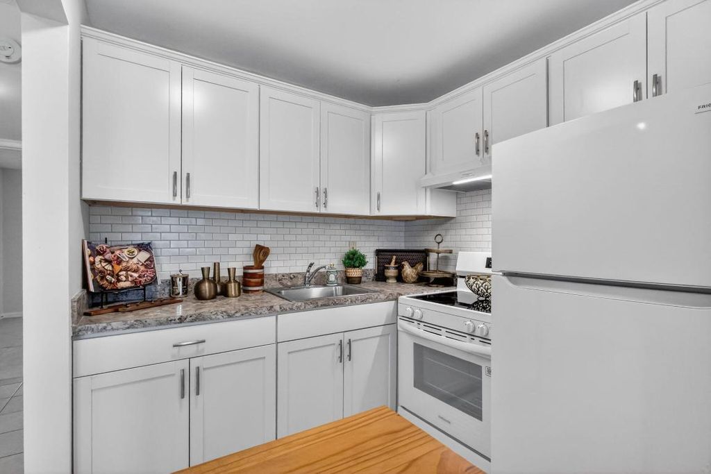 Photo of 378 Sheffield P, West Palm Beach, FL 33417 (MLS # R11156250)