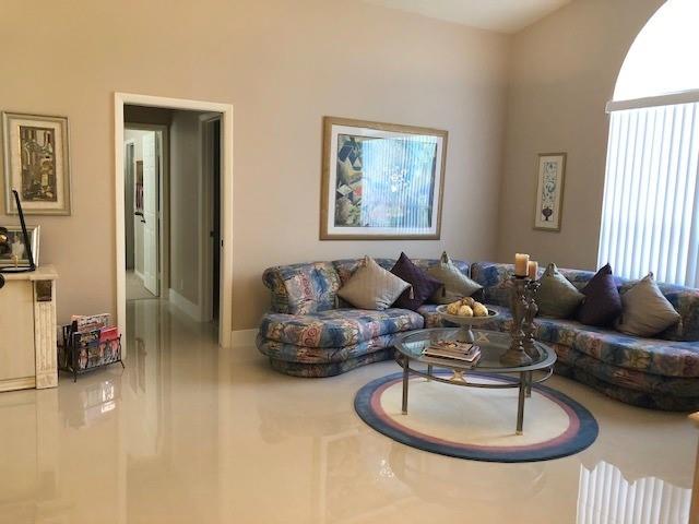 Royal Land Amd 132-20 B - Residential