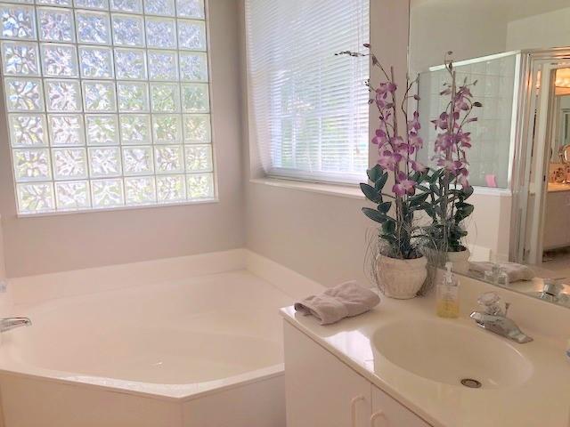 Royal Land Amd 132-20 B - Residential