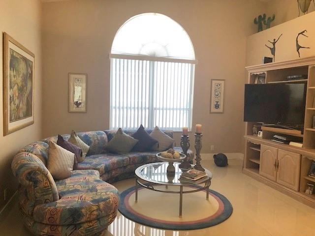 Royal Land Amd 132-20 B - Residential