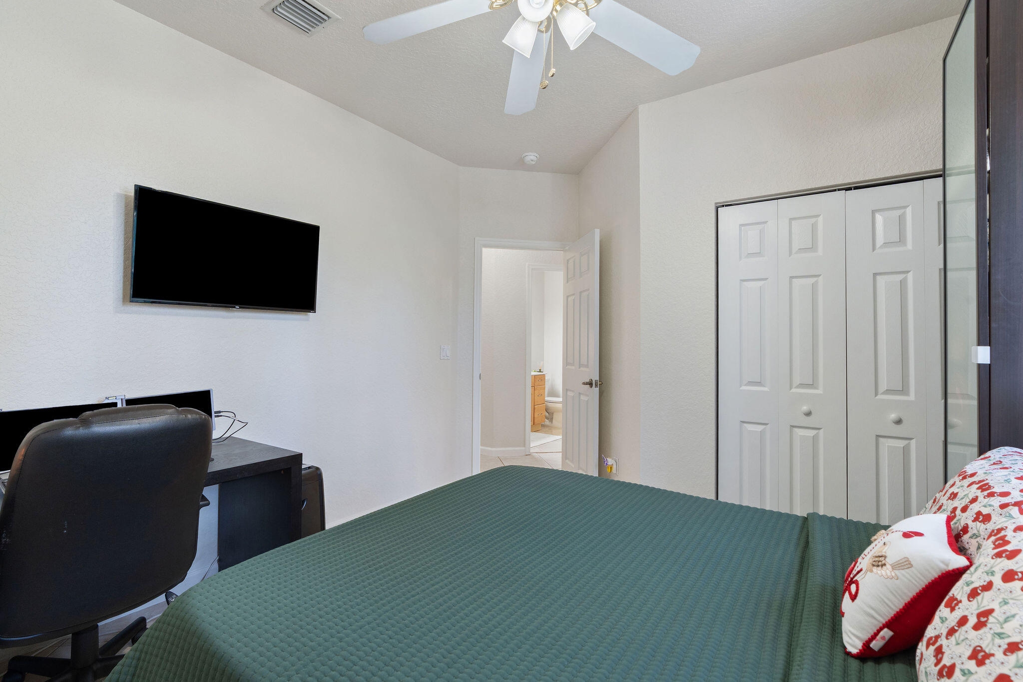 SOUTHWEST RANCHES - Residential