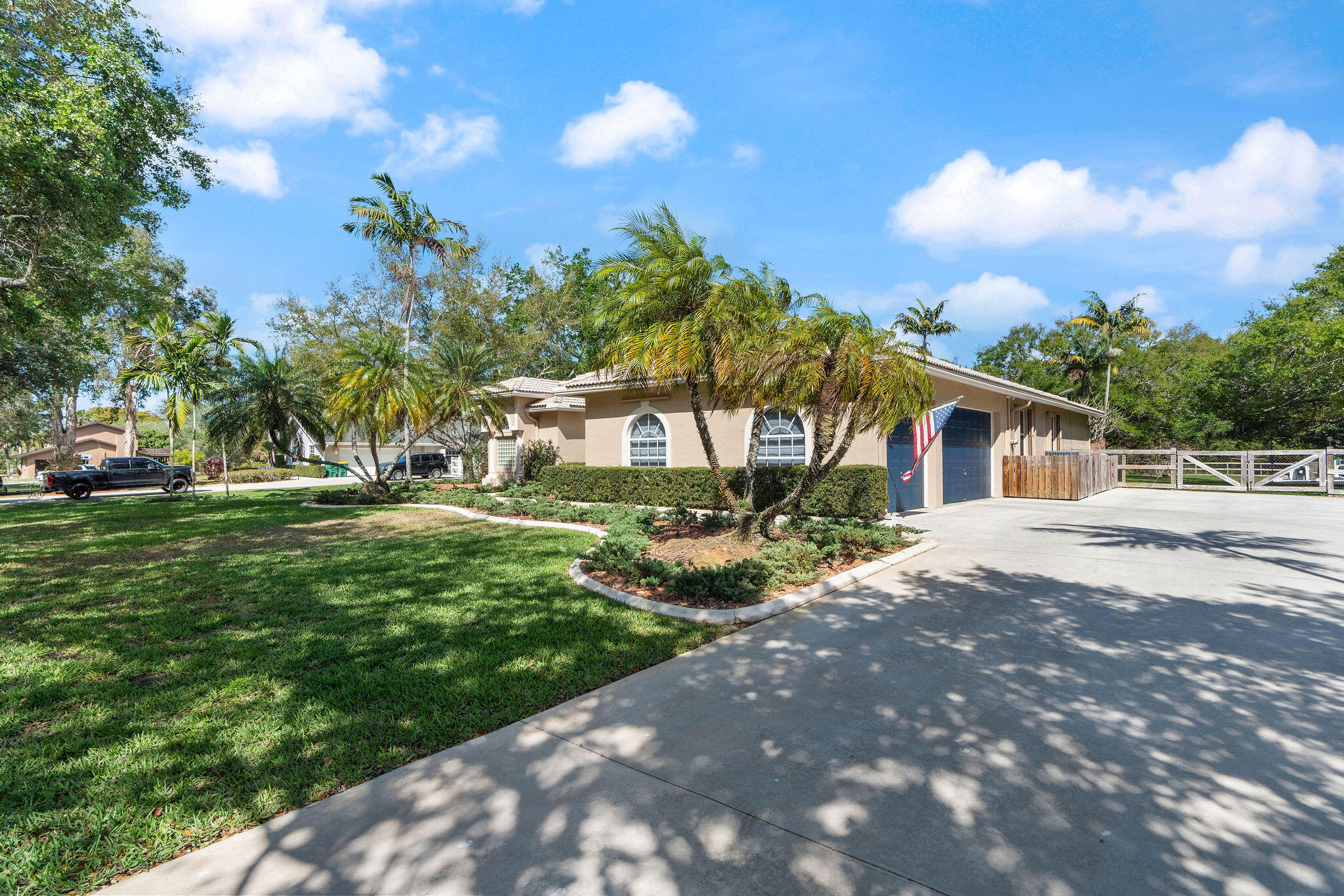 SOUTHWEST RANCHES - Residential