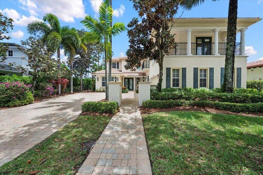 Photo of 1428 Barlow Court, Palm Beach Gardens, FL 33410 (MLS # R11099626)